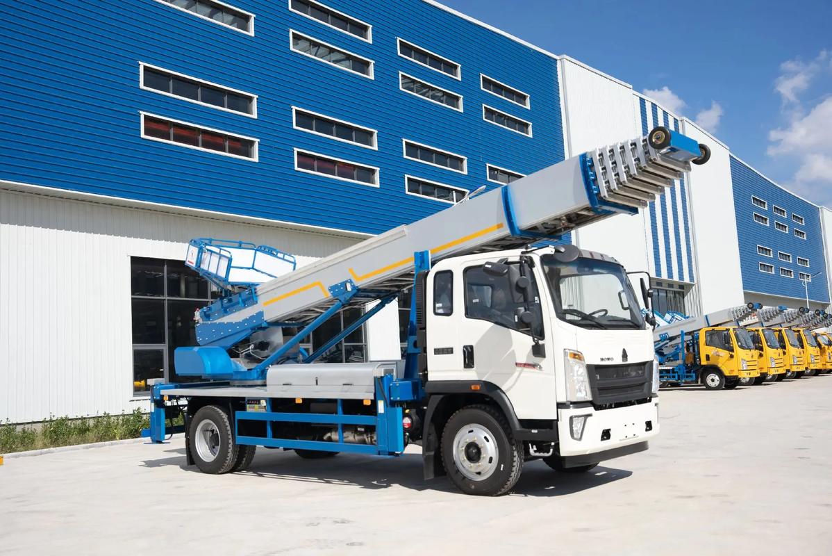 黎平出租云梯车高空作业车 建筑垃圾搬运